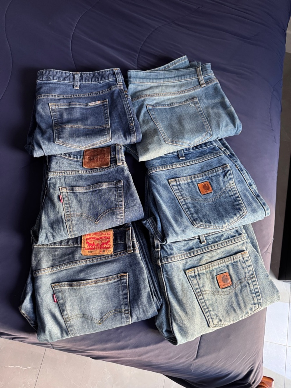 Lot of 6x Mens Levis, Carhartt, and Rag & Bone Jeans